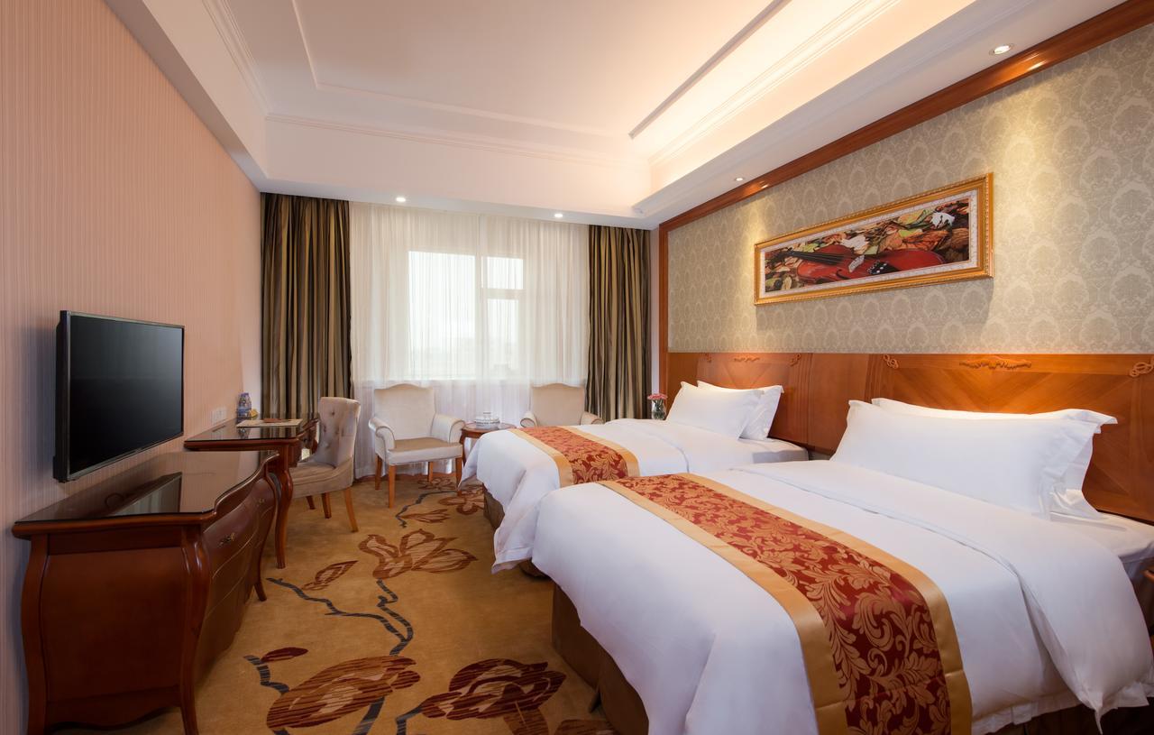 Vienna Hotel Shanghai Fengxian South Bridge Jinhai Road Esterno foto